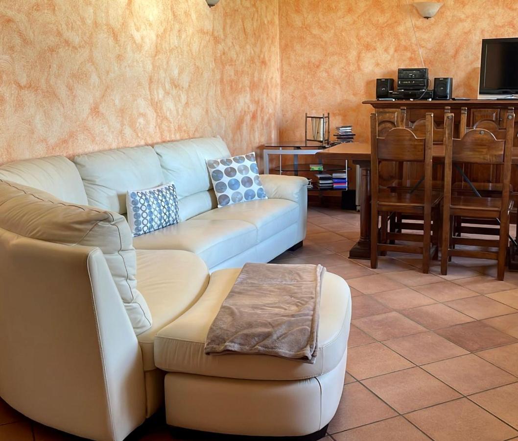 Вилла Spicchio Di Langa - Casa Indipendente Tra Le Vigne E Le Alpi Belvedere Langhe Экстерьер фото